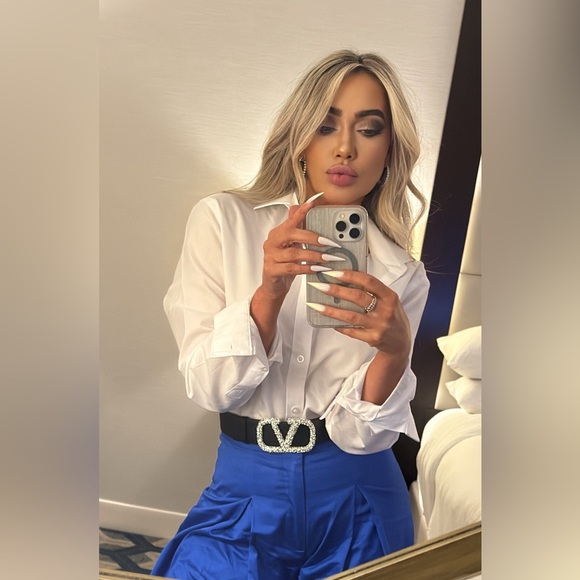 Meet your Posher, Emeli - Picture 3 of 4